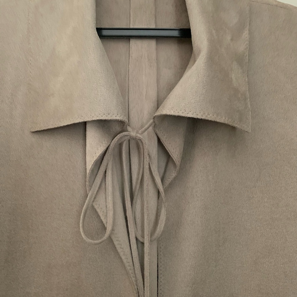 SHAN Vegan Suede blazer Sahara colour. Size M